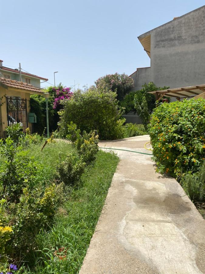 L'Incognita Bed and Breakfast San Nicolo d'Arcidano Εξωτερικό φωτογραφία